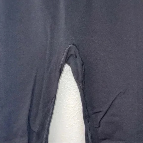 Organic Basics SilverTech Active Leggings - Picture 3 of 10